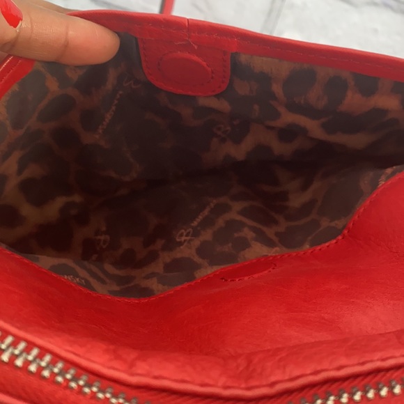 B. Makowsky red silver chain strap crossbody purse - Picture 3 of 11